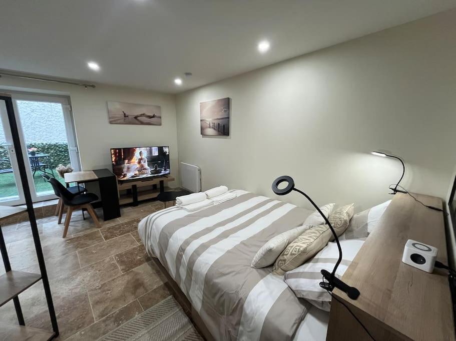 Apartment Avec Jardin Privatif